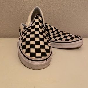 Checkered Vans Women’s 7